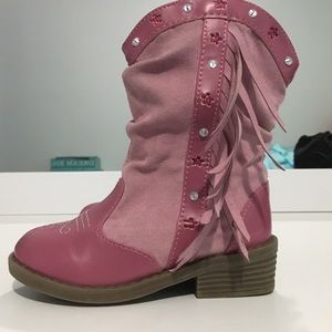 Girls boots